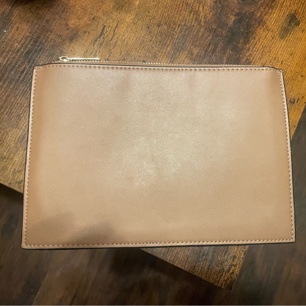 Ann Taylor Tan Leather Toiletry Pouch